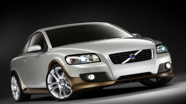 Volvo C30 Concept front.jpg 