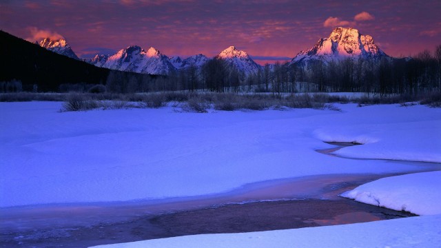 Winter Sunrise Light on the Teton Range, Grand Teton National Park, Wyoming 