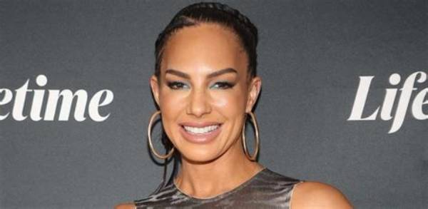 Amanza Smith Ethnicity – Where Is She from? Parents and Siblings
