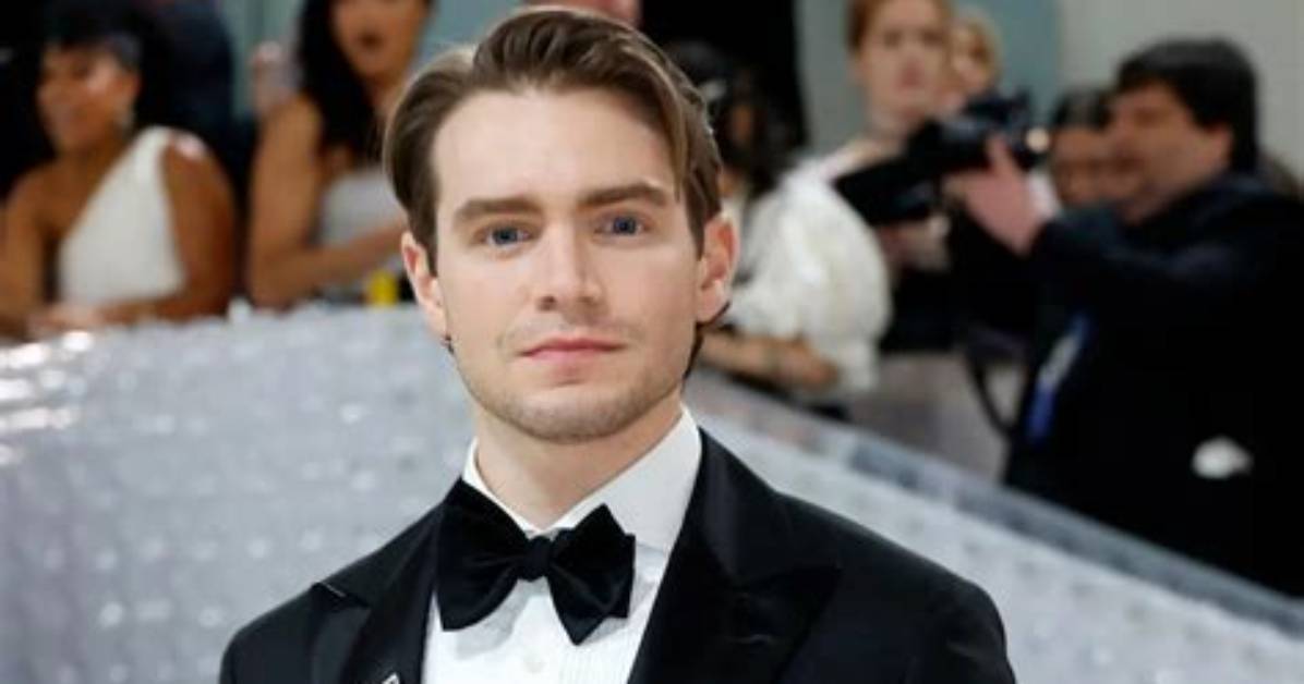 Andrew Burnap Height, Weight, Net Worth, Age, Birthday, Wikipedia, Who, Nationality, Biography