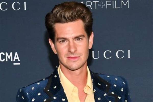 Andrew Garfield Admits He Has ‘Some Guilt’ Around Not Having Kids Ahead of Turning 40