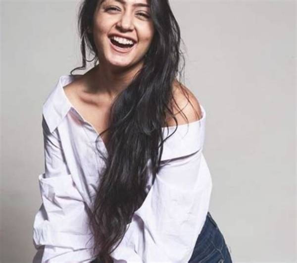 Anjali Tatrari Height, Weight, Net Worth, Age, Birthday, Wikipedia, Who, Instagram, Biography