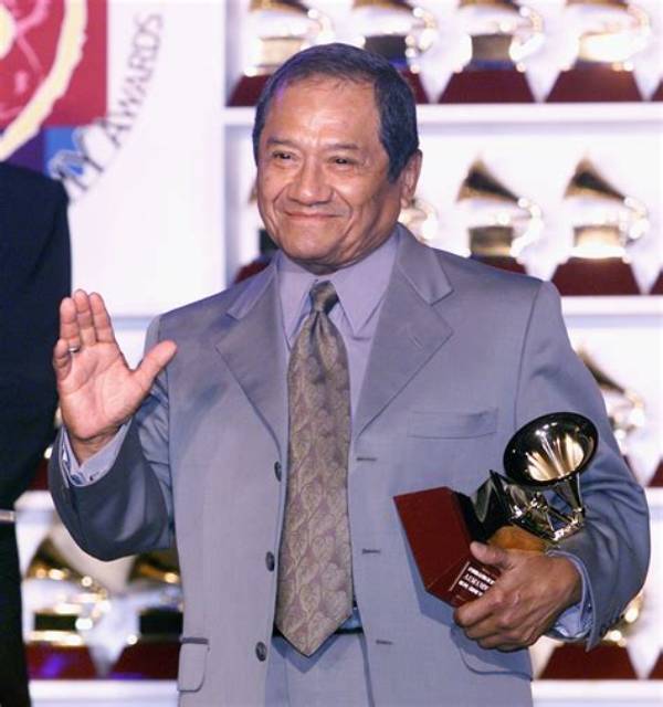 Armando Manzanero Height, Weight, Net Worth, Age, Birthday, Wikipedia, Who, Instagram, Biography