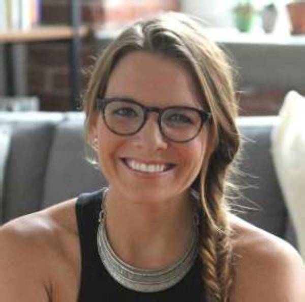 Ashlyne Huff Height, Weight, Net Worth, Age, Birthday, Wikipedia, Who, Instagram, Biography