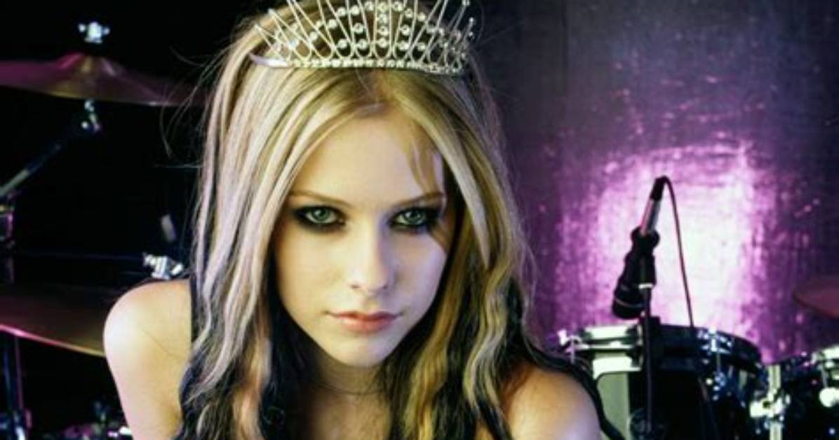 Avril Lavigne: the Pop-Punk Queen Who Defied Genres