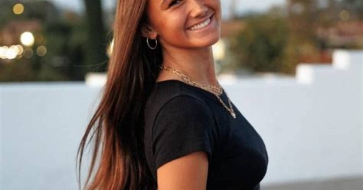 Brinkley Davies Height, Weight, Net Worth, Age, Birthday, Wikipedia, Who, Nationality, Biography