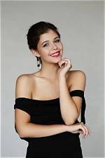 Captivating Brunette Actresses: a Spotlight on Talent and Charm