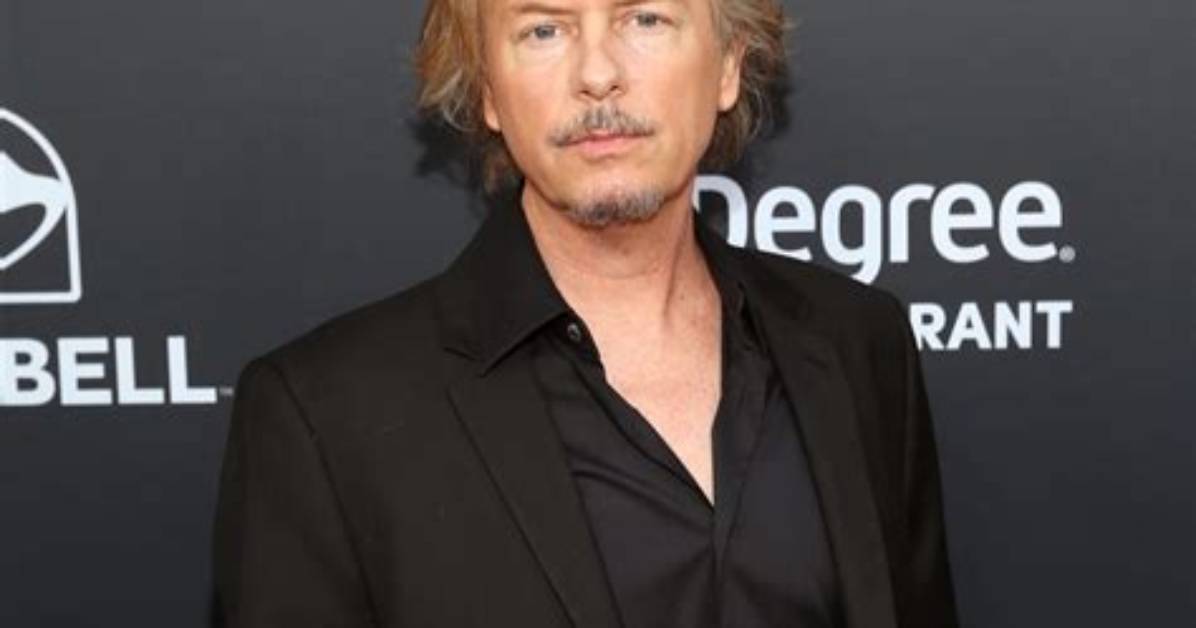 David Spade Height, Weight, Net Worth, Age, Birthday, Wikipedia, Who, Instagram, Biography