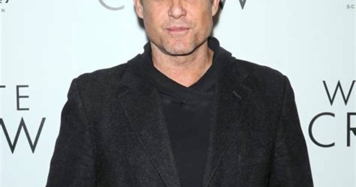 Dean Winters’ Net Worth, Partner, Wife, Height, Age – Biography