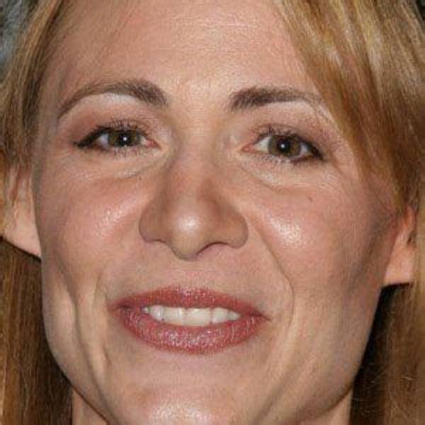 Deanne Bray Height, Weight, Net Worth, Age, Birthday, Wikipedia, Who, Nationality, Biography