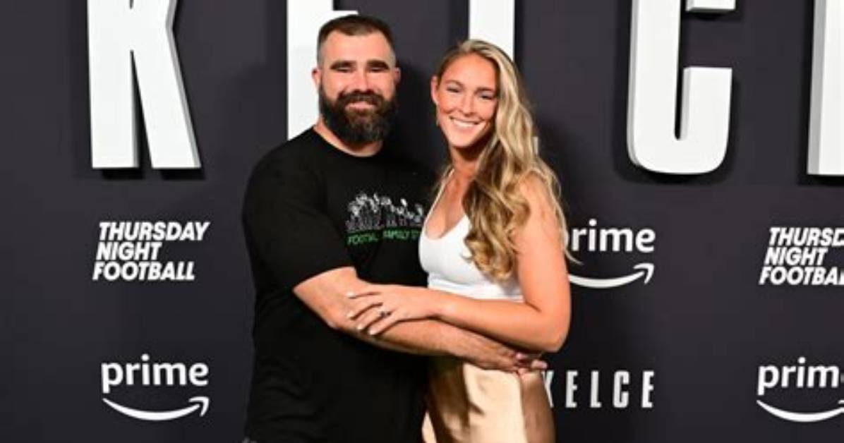 Discovering Jason Kelce's Height in Feet: a Closer Look at the Nfl Star