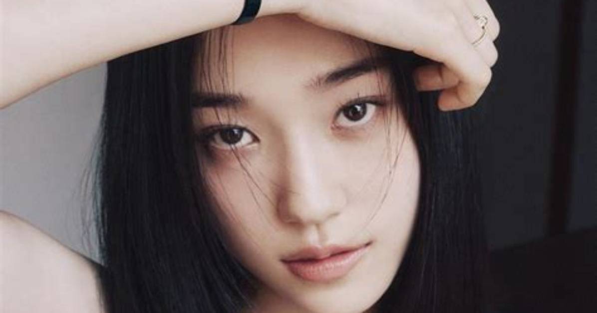 Discovering the Allure of Roh Yoonseo: a Rising Star in Entertainment