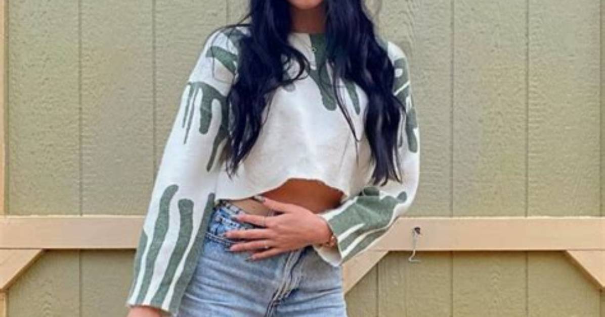 Discovering the Alluring World of Camila Ara%C3%Bajo 150. Jpg