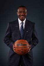 Dwane Casey Height, Weight, Net Worth, Age, Birthday, Wikipedia, Who, Nationality, Biography