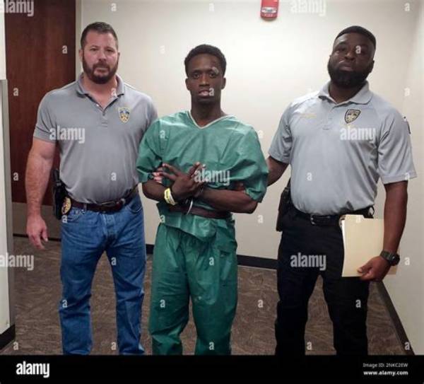 Earl Lee Johnson Arrested for Stabbing Woman to Death
