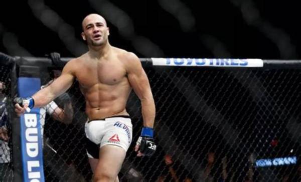 Eddie Alvarez Height, Weight, Net Worth, Age, Birthday, Wikipedia, Who, Instagram, Biography