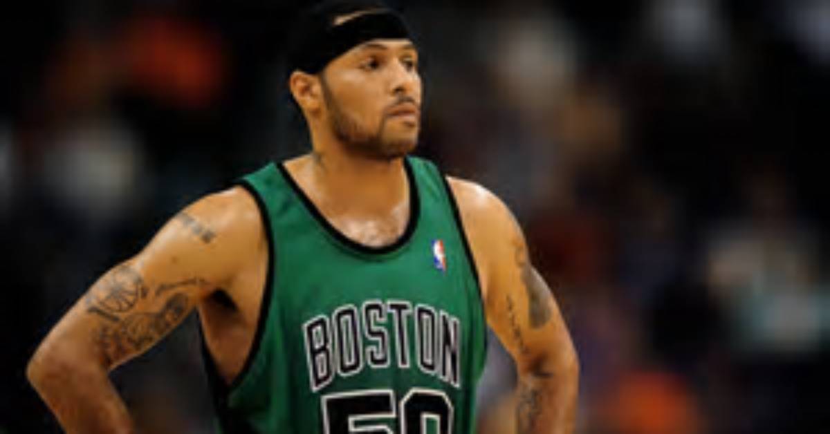 Eddie House Wife: a Journey into Domestic Bliss and Beyond