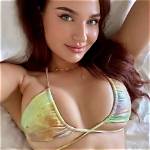 Elizabeth Zaks: Exclusive Content on Onlyfans