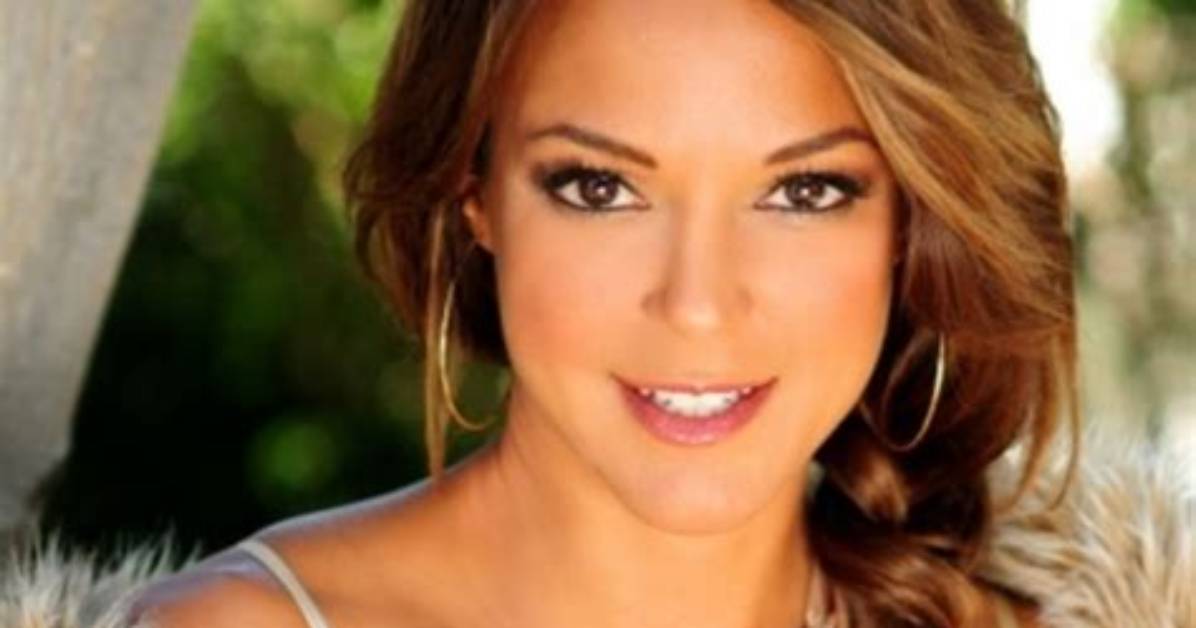 Eva Larue's Stunning Role in "Fuller House": a Tribute to Her Versatility