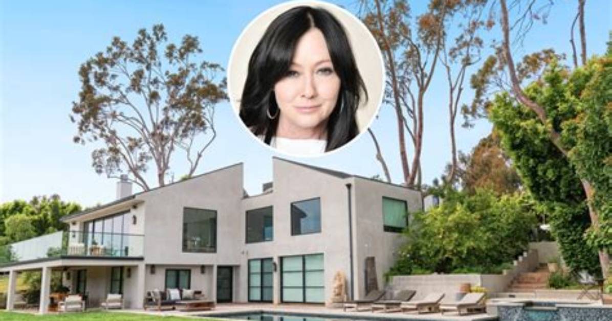 Exploring Shannen Doherty's Stunning Malibu Mansion