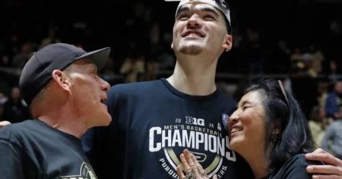 How Tall Are Zach Edey's Parents?
