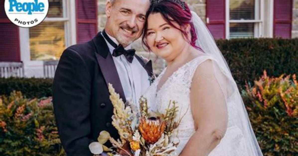 Is Amy Maryon Still Married?