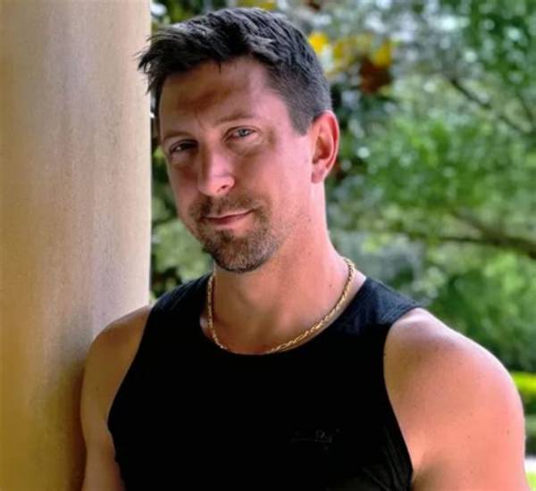 Jason Hanold Height, Weight, Net Worth, Age, Birthday, Wikipedia, Who, Instagram, Biography