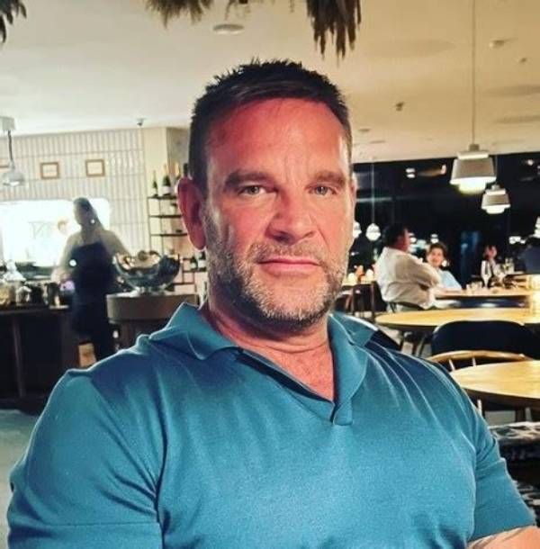 Jeven Dovey Height, Weight, Net Worth, Age, Birthday, Wikipedia, Who, Nationality, Biography