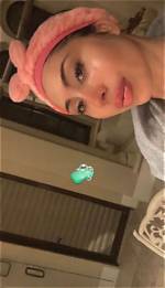 Kali Uchis No Makeup Look: Who Is Her Makeup Artist? Parents and Ethnicity
