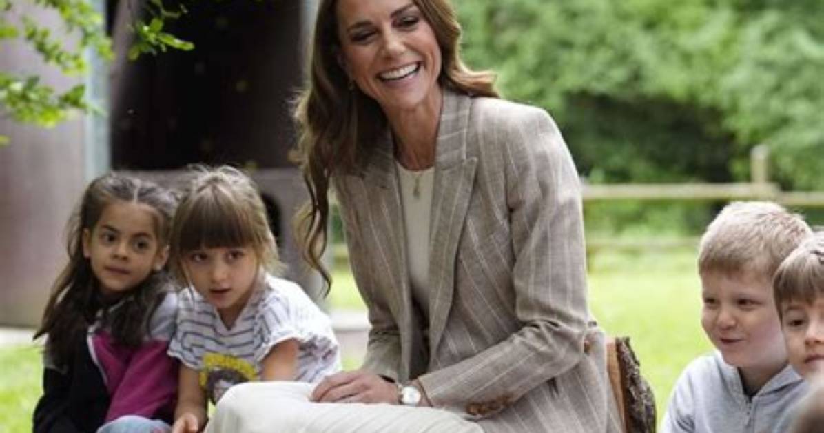 Kate Middleton Shares Her Children’s Candid Reaction to Her Engagement Photos with Prince William