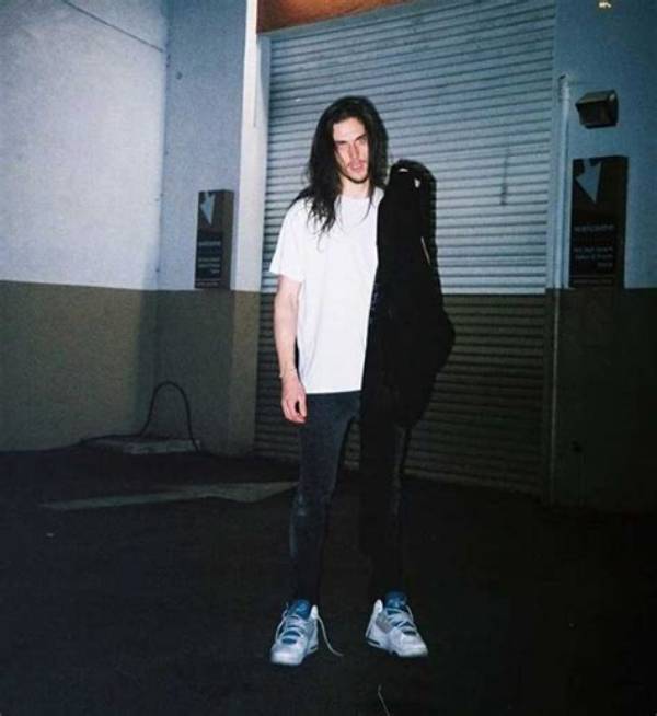 Killstation Height, Weight, Net Worth, Age, Birthday, Wikipedia, Who, Instagram, Biography