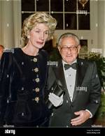 Kissinger's Wife's Height and Its Impact