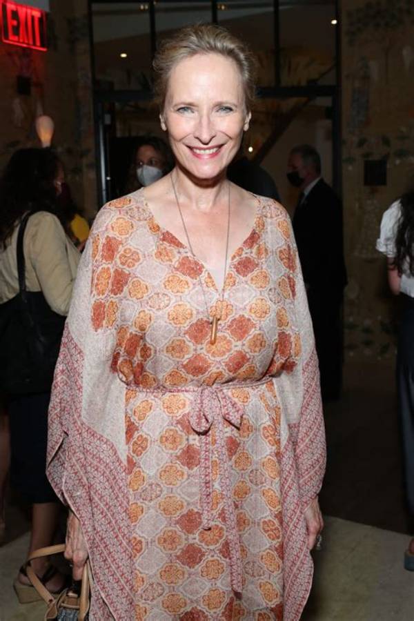 Laila Robins Height, Weight, Net Worth, Age, Birthday, Wikipedia, Who, Nationality, Biography