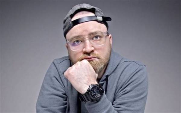 Lewis Hilsenteger Height, Weight, Net Worth, Age, Birthday, Wikipedia, Who, Instagram, Biography
