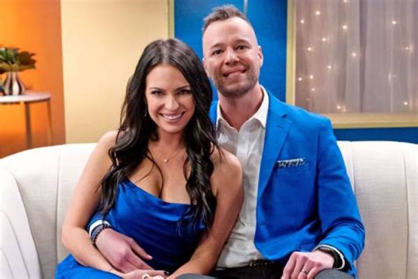 ‘Love Is Blind’ Star Danielle Ruhl Clarifies Comments About Divorce: ‘I Made an Unintentional Mistake’