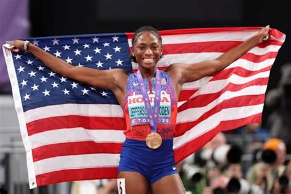 Melissa Jefferson Is a World Champion After the Us Team Wins the Relay 4 X 100M