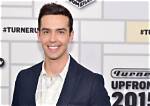 Michael Carbonaro Height, Weight, Net Worth, Age, Birthday, Wikipedia, Who, Nationality, Biography