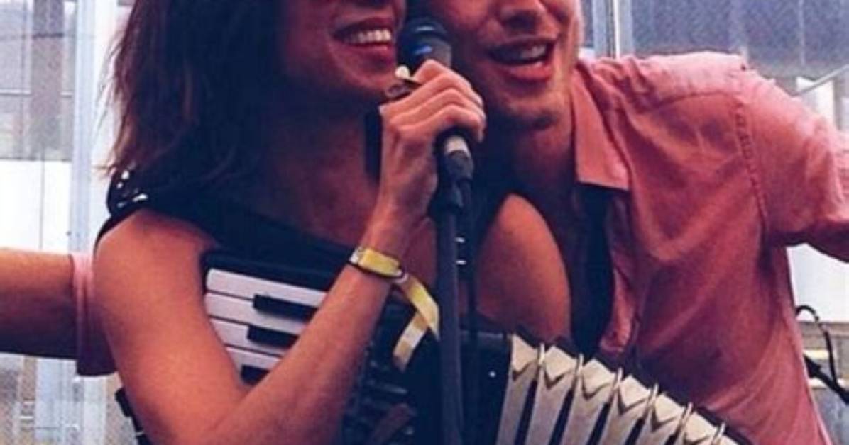 Natalia Tena and Her Violinist Boyfriend Sam Apley Both Perform for Molotov Jukebox