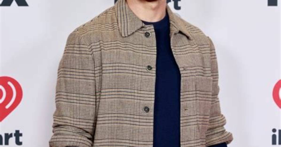 Oliver Stark Height, Weight, Net Worth, Age, Birthday, Wikipedia, Who, Nationality, Biography