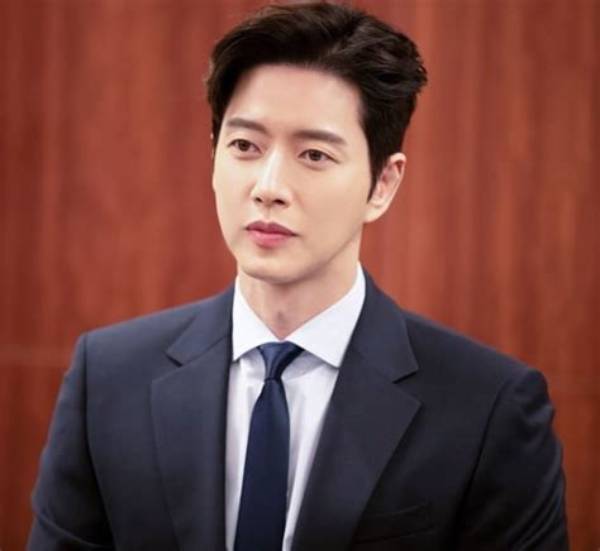 Park Hae-Jin Height, Weight, Net Worth, Age, Birthday, Wikipedia, Who, Instagram, Biography