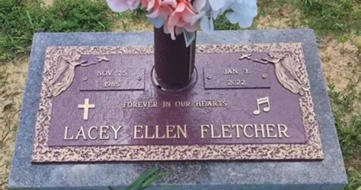 Picturesque Lacey Ellen Fletcher Photography