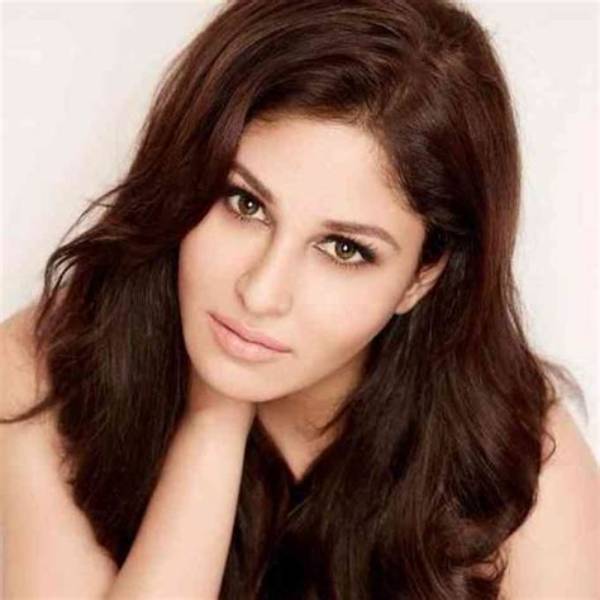 Pooja Chopra Height, Weight, Net Worth, Age, Birthday, Wikipedia, Who, Instagram, Biography