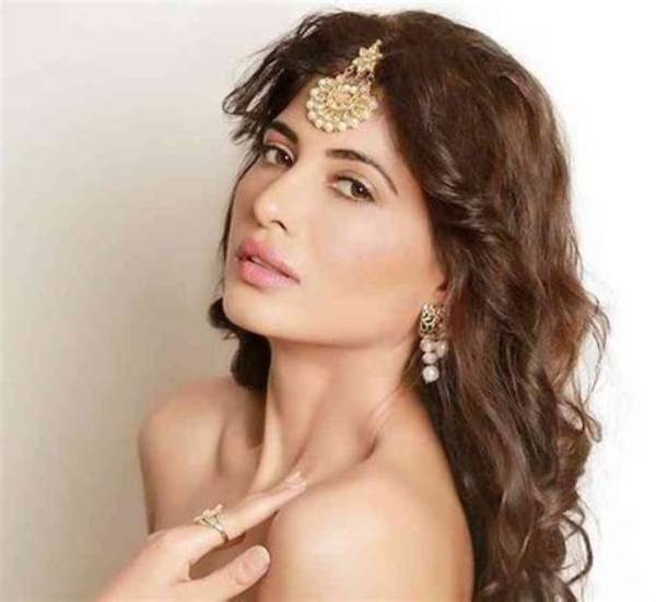 Poonam Rajput Height, Weight, Net Worth, Age, Birthday, Wikipedia, Who, Nationality, Biography