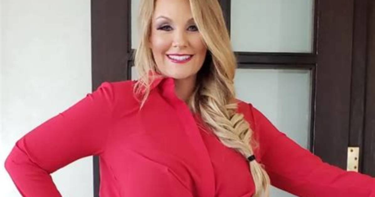 Rebecca Sweet Height, Weight, Net Worth, Age, Birthday, Wikipedia, Who, Instagram, Biography