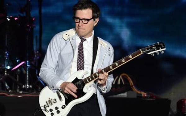Rivers Cuomo Height, Weight, Net Worth, Age, Birthday, Wikipedia, Who, Nationality, Biography