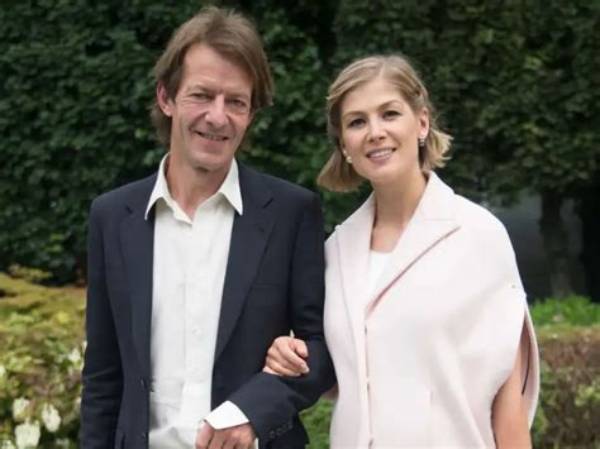 Robie Uniacke Height, Age, Who, Wife, Biography, Wiki, Net Worth