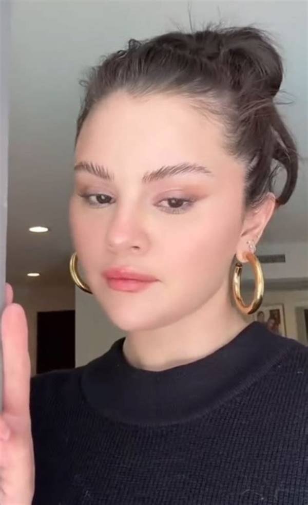 Selena Laminated Eyebrows Was Made Fun by Kylie and Hailey: Drama Explained