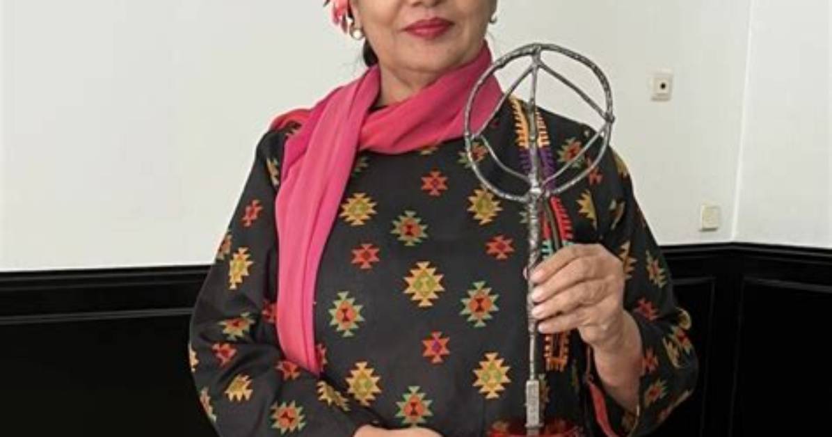 Shabana Azmi Height, Weight, Net Worth, Age, Birthday, Wikipedia, Who, Nationality, Biography