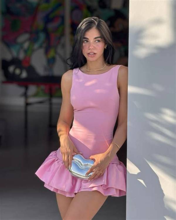 Stephany Gonzalez Height, Weight, Net Worth, Age, Birthday, Wikipedia, Who, Instagram, Biography