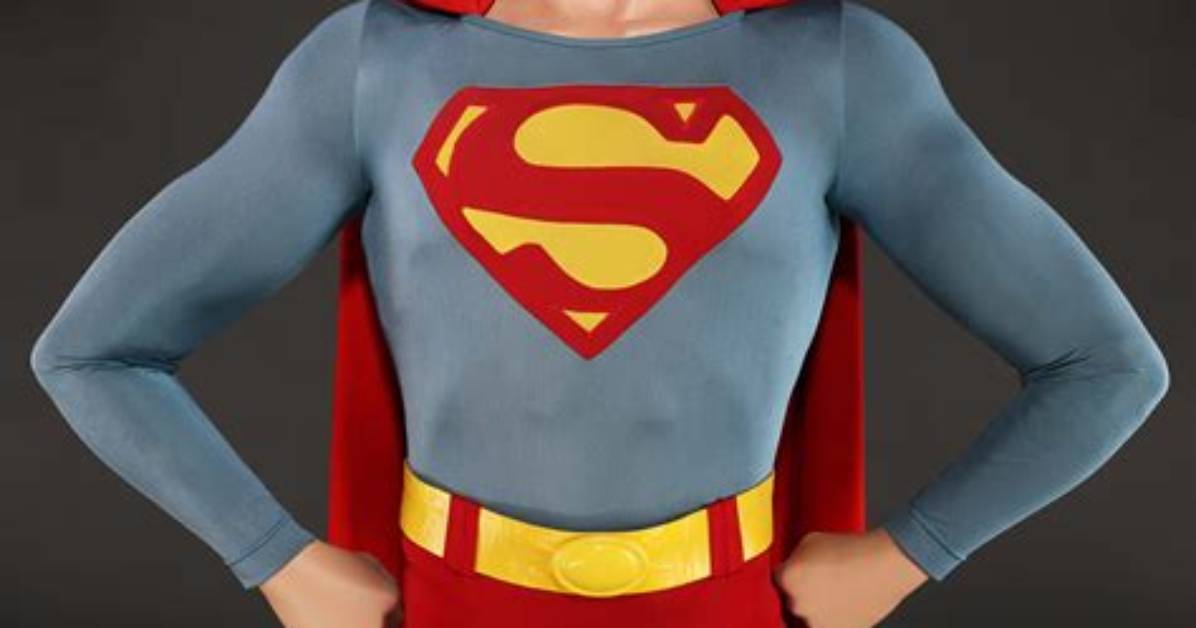 ‘Superman’ Costume Worn by Christopher Reeve in Original Movie Nets over $350,000 at Auction